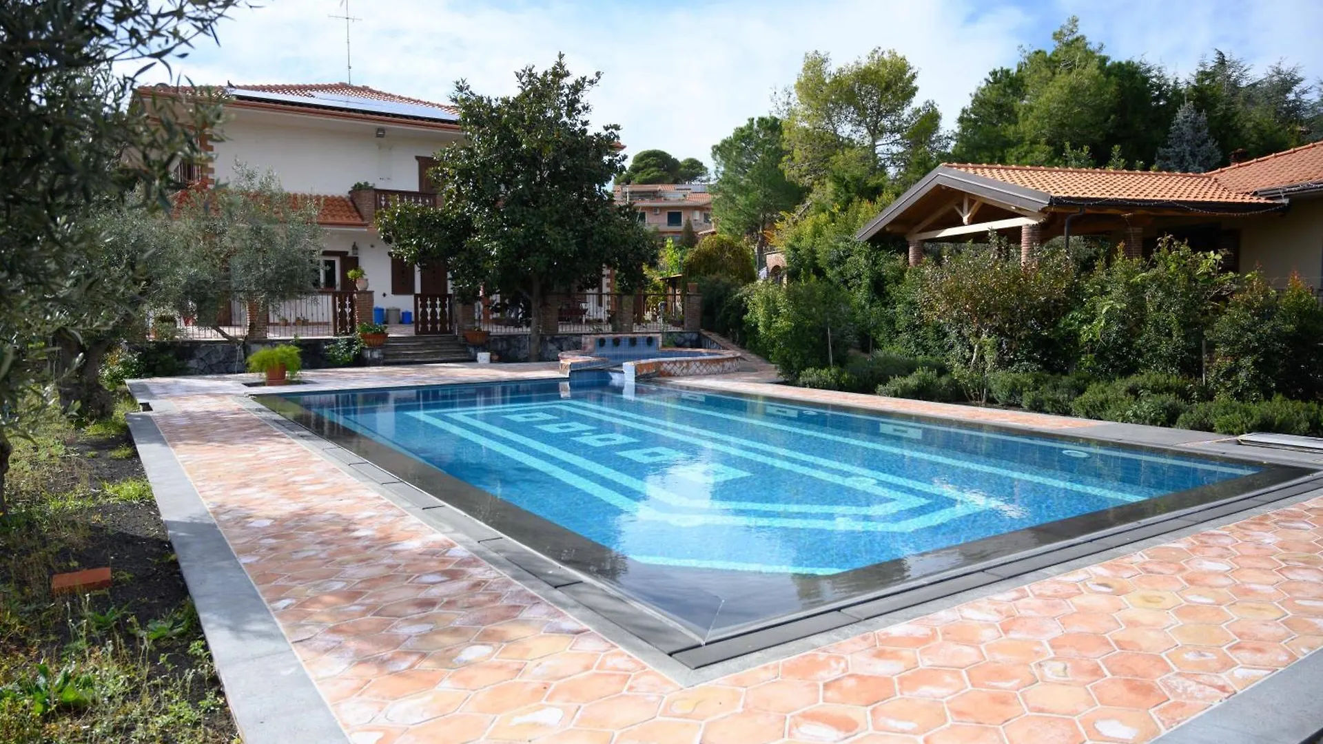 Bed and Breakfast Etna Casa Del Sole Николози Италия