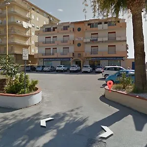 Gæstehus Palazzo Russo Cirillo, Villaggio Mosè