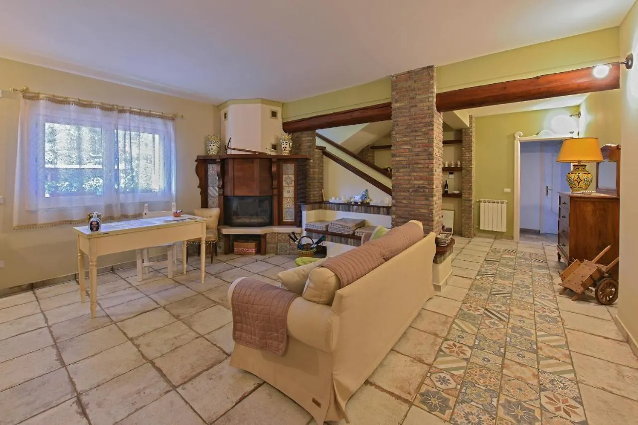 Bed and Breakfast Etna Casa Del Sole Nicolosi Nocleg ze śniadaniem